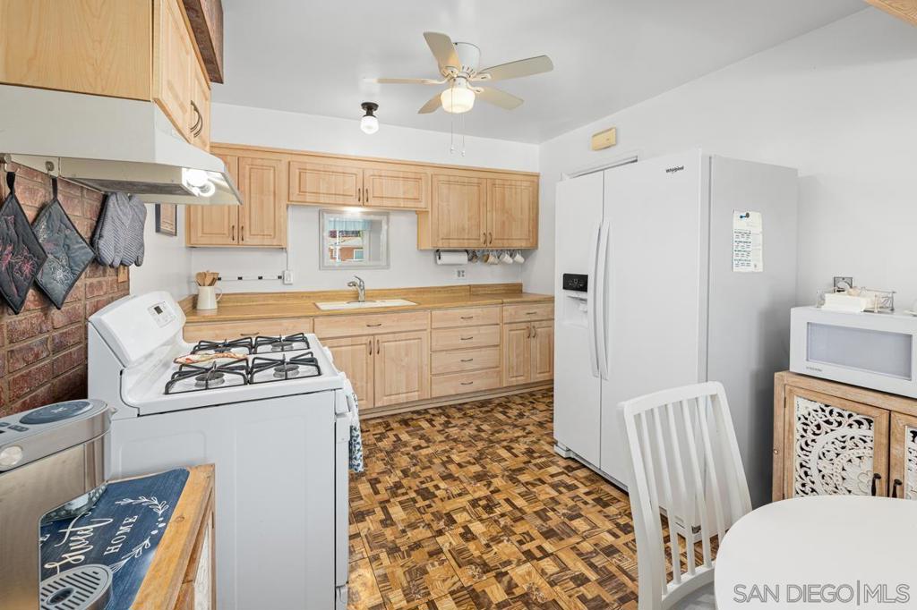 3412 Hasty Property Photo 10
