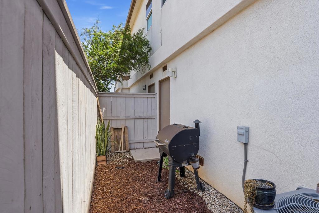 1329 Holly Avenue Property Photo 29