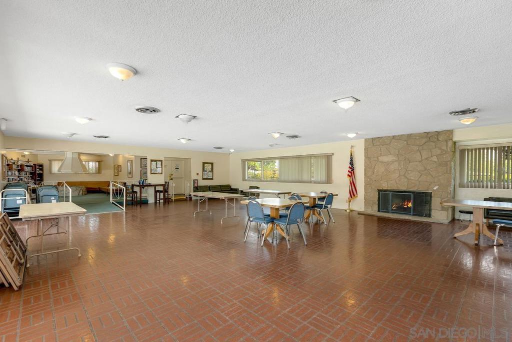 1285 E Washington 51 Property Photo 23