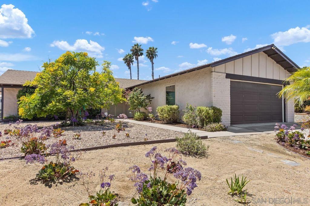 12535 Horado Property Photo 2