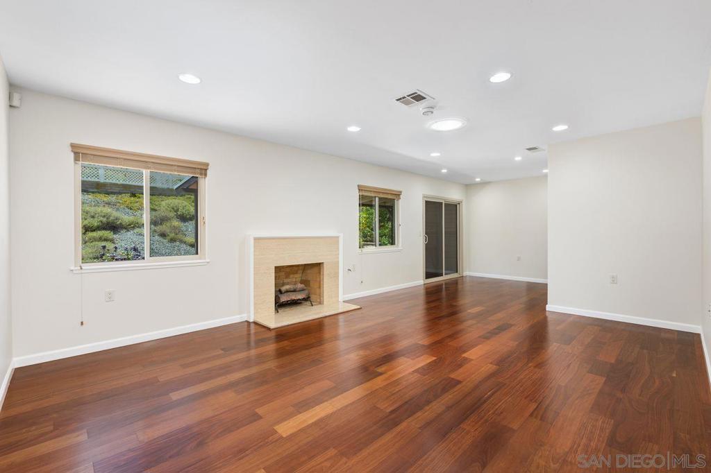 12535 Horado Property Photo 7