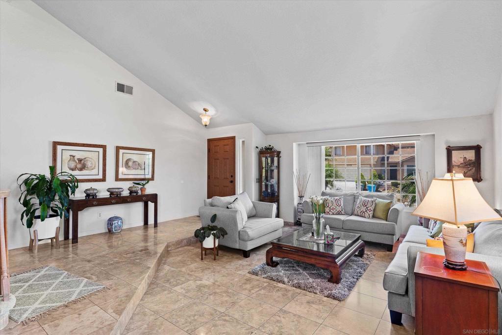 15595 Corte Montanoso Property Photo 4
