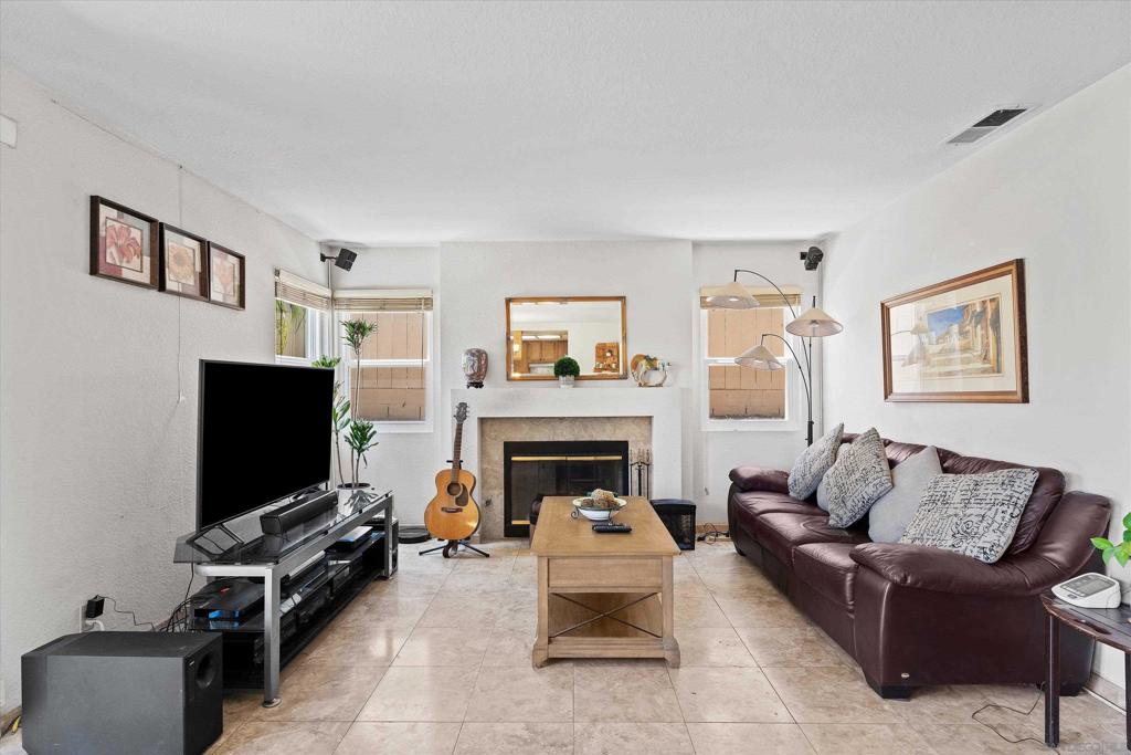 15595 Corte Montanoso Property Photo 8