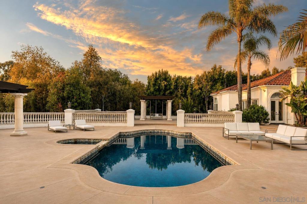 6998 Rancho La Cima Dr Property Photo 4