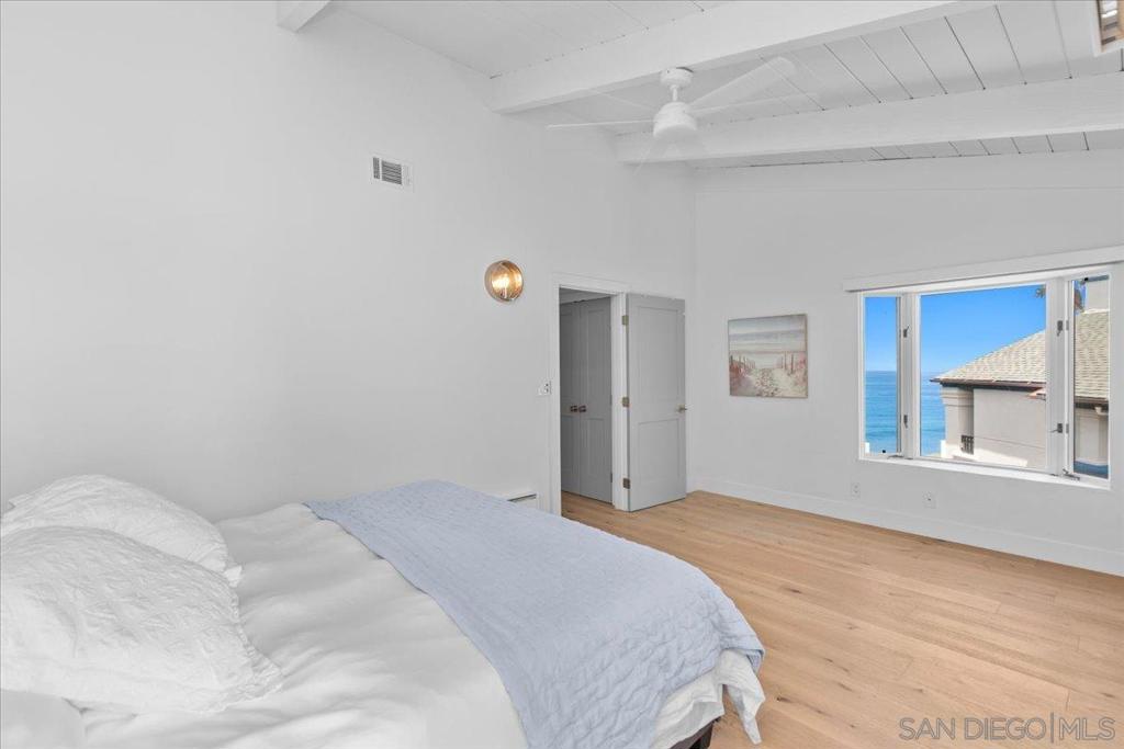 940 Sealane 16 Property Photo 20