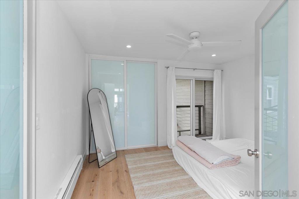 940 Sealane 16 Property Photo 25
