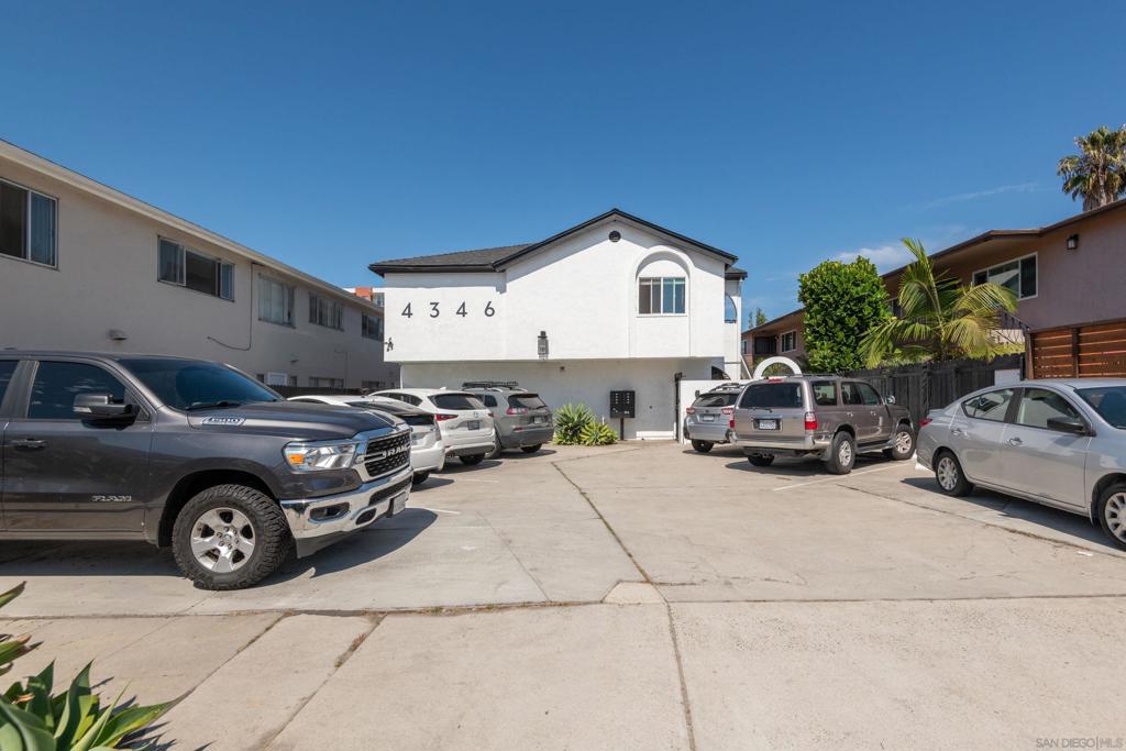 4346 Texas St Property Photo 16