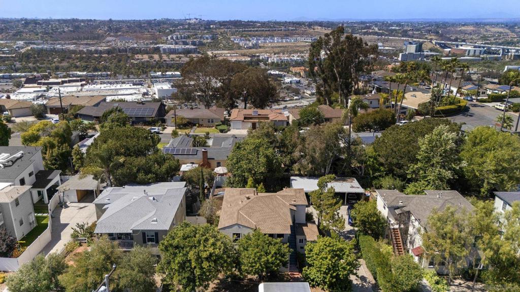 1840 42 Carmelina Property Photo 26