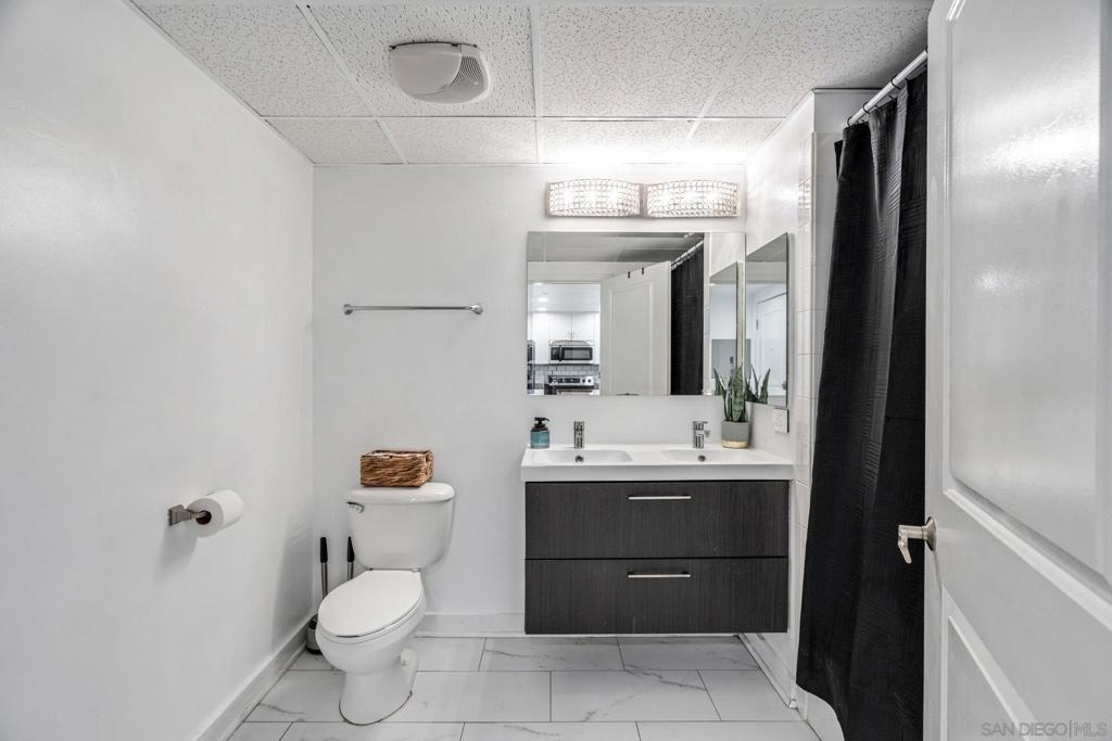 1080 Park Blvd 211 Property Photo 18