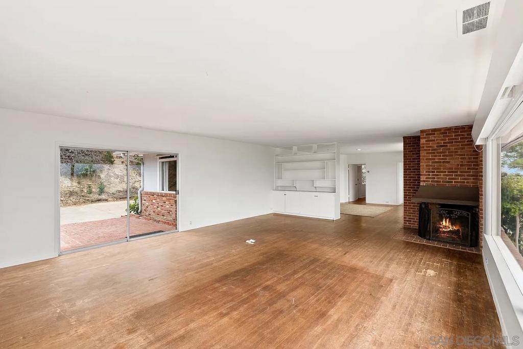1703 Castellana Rd Property Photo 18