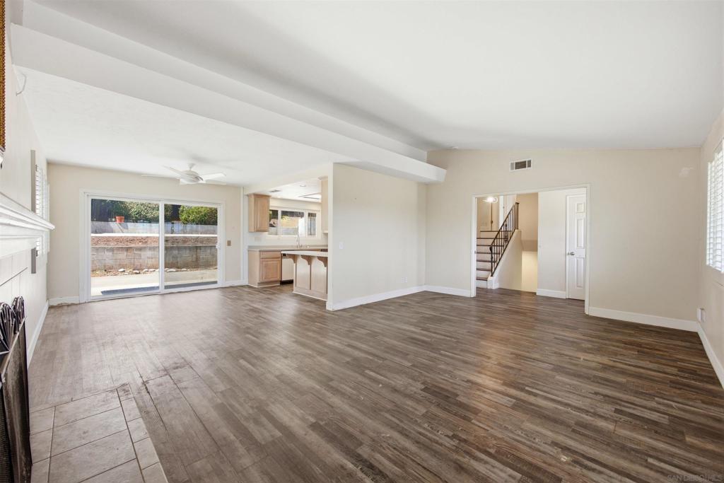 260014664SD Property Photo 16