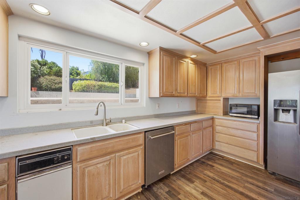 260014664SD Property Photo 23