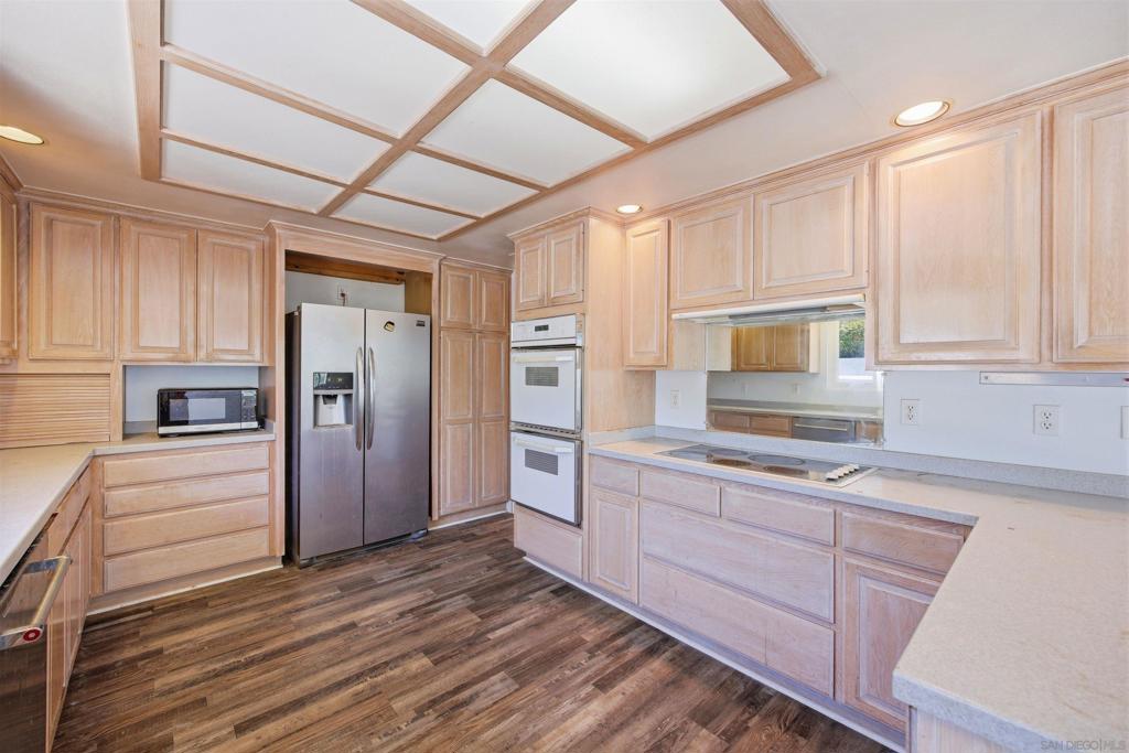 260014664SD Property Photo 24