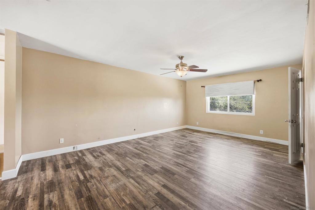 260014664SD Property Photo 29