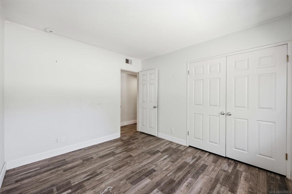 260014664SD Property Photo 32