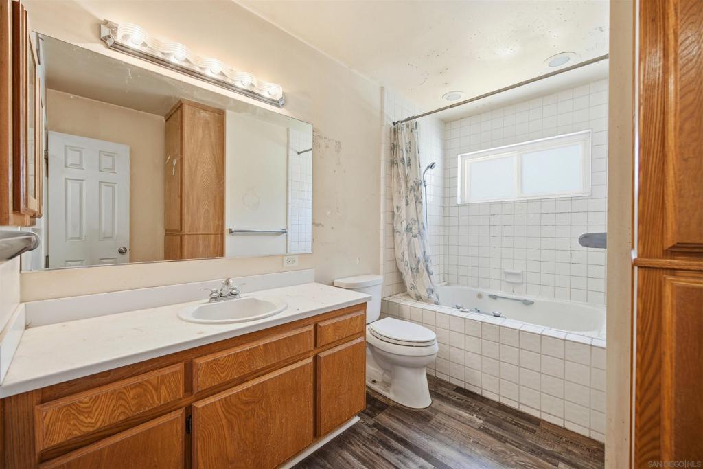 260014664SD Property Photo 35