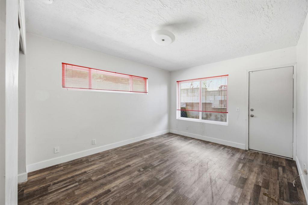 260014664SD Property Photo 36