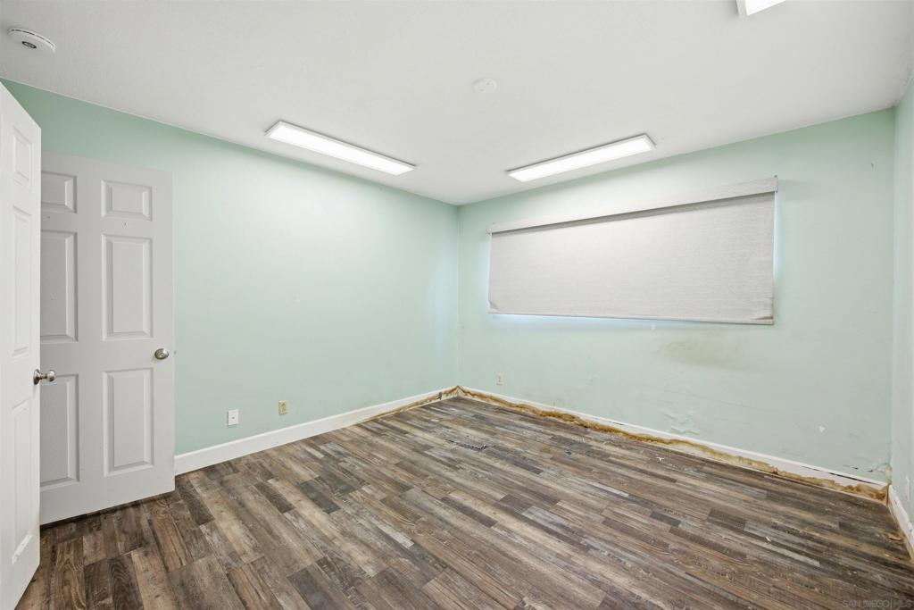 260014664SD Property Photo 39