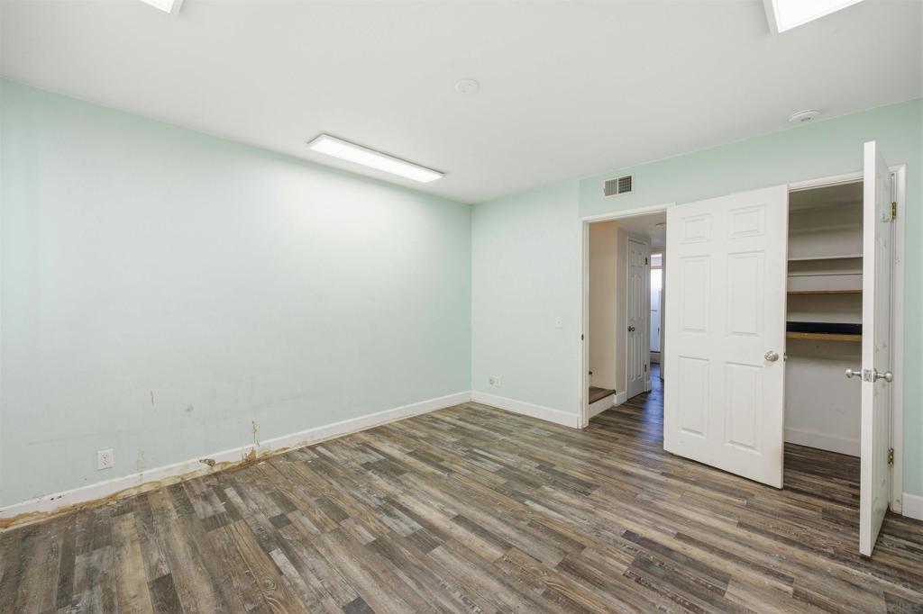 260014664SD Property Photo 40