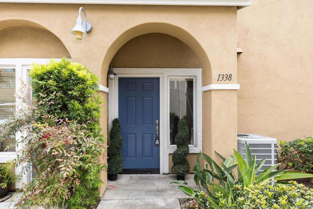 1338 Starry Way Property Photo 3