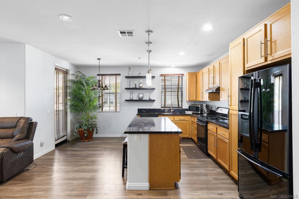 1338 Starry Way Property Photo 8