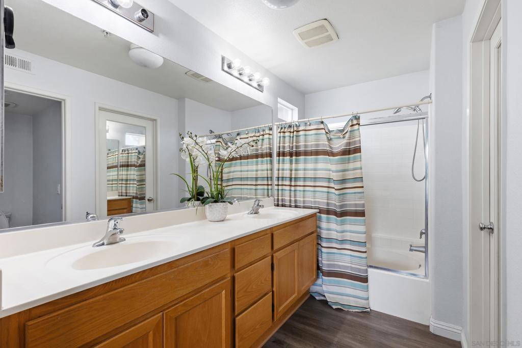 1338 Starry Way Property Photo 12