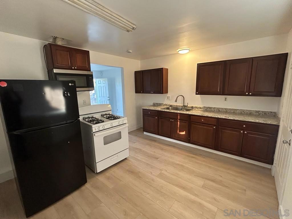 847 E Washington Property Photo 3