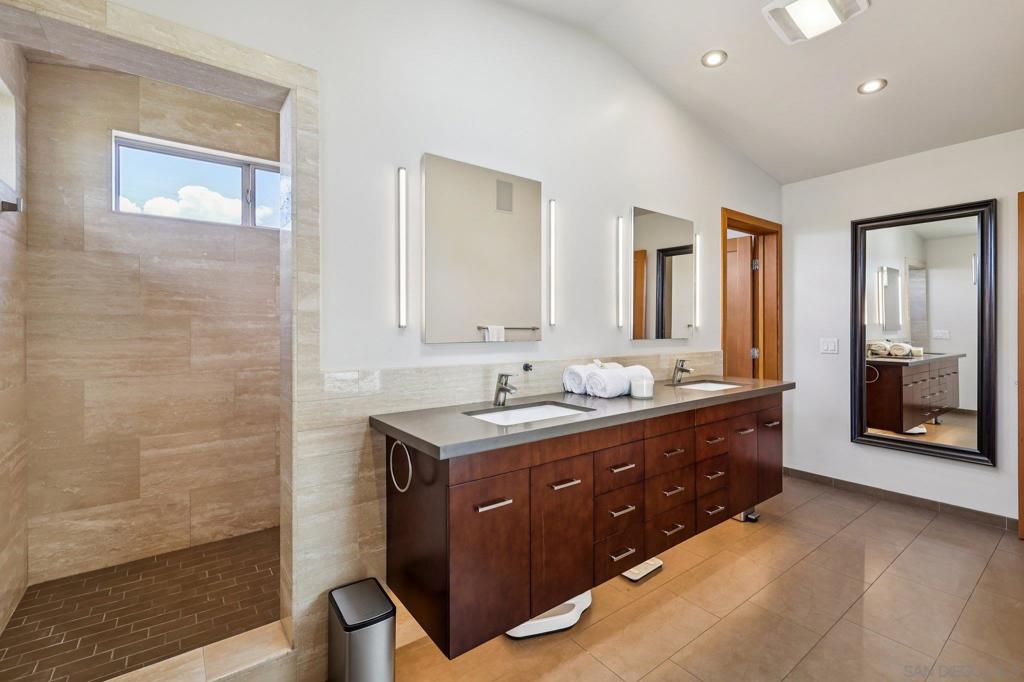 4930 September Property Photo 35