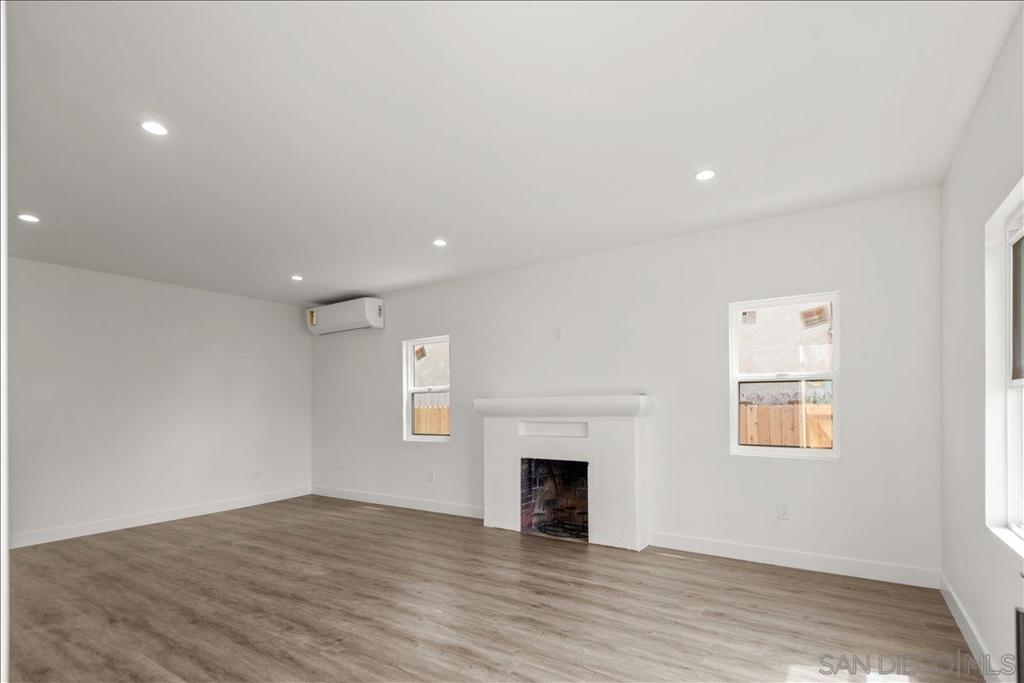 611 Silver Strand #1-3 Property Photo 6