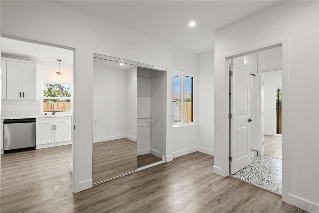 611 Silver Strand #1-3 Property Photo 15