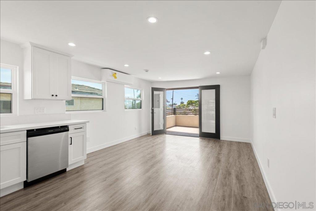 611 Silver Strand #1-3 Property Photo 23