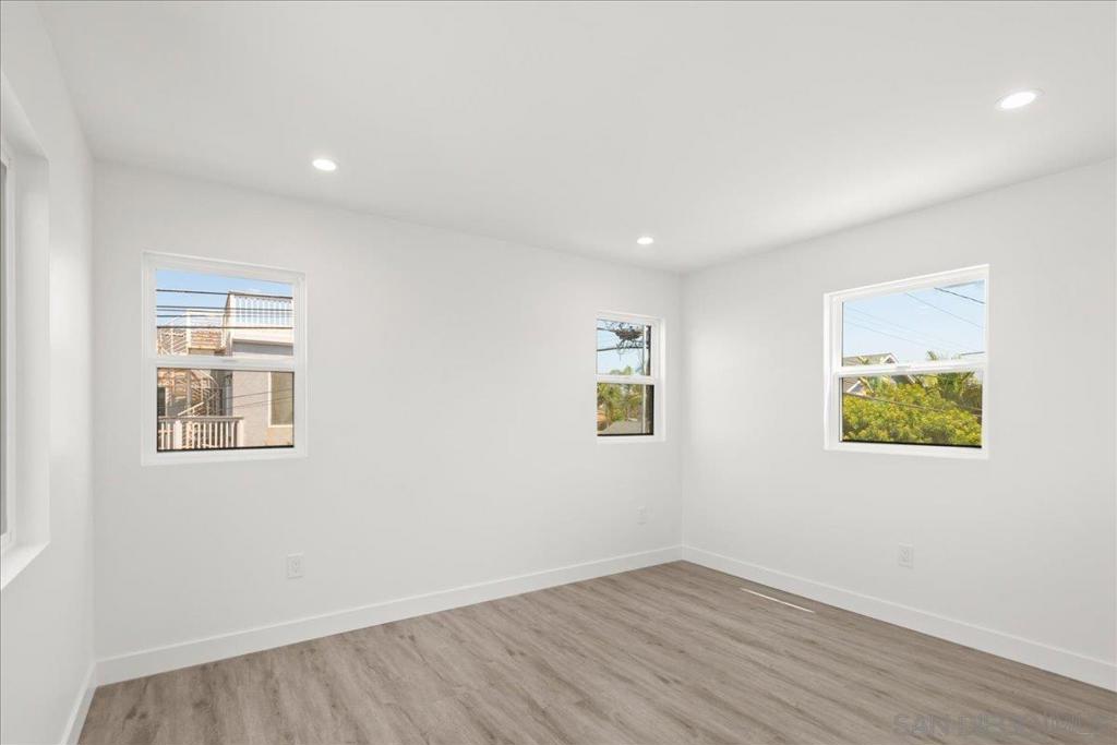 611 Silver Strand #1-3 Property Photo 26
