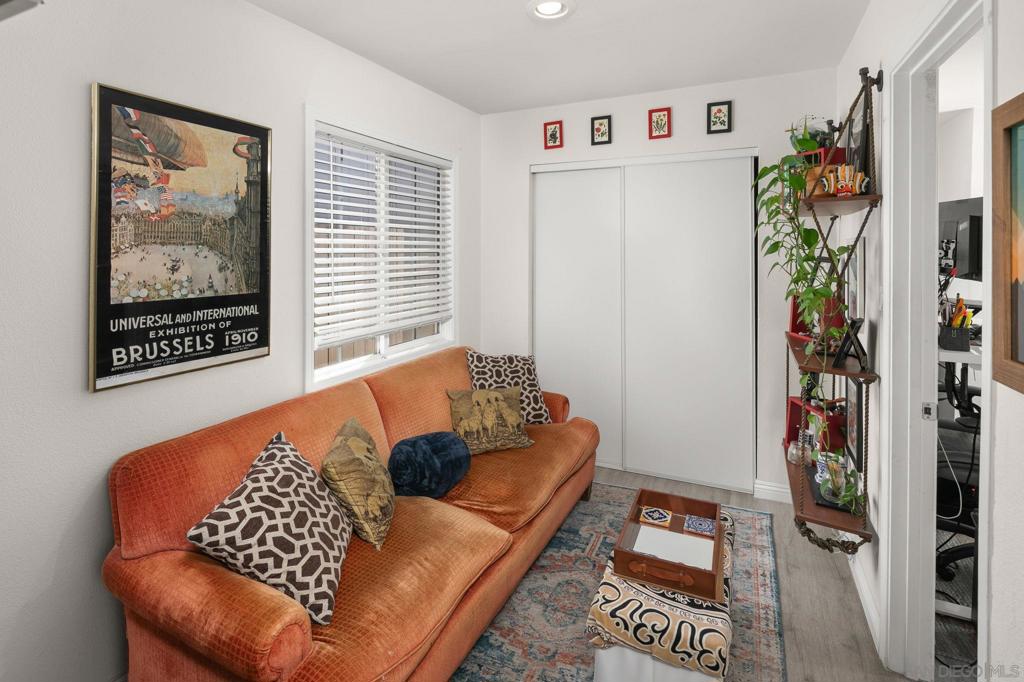4863 Polk Ave Property Photo 10