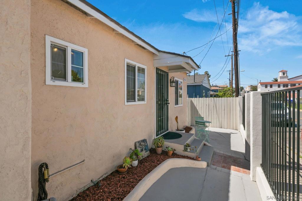4863 Polk Ave Property Photo 22