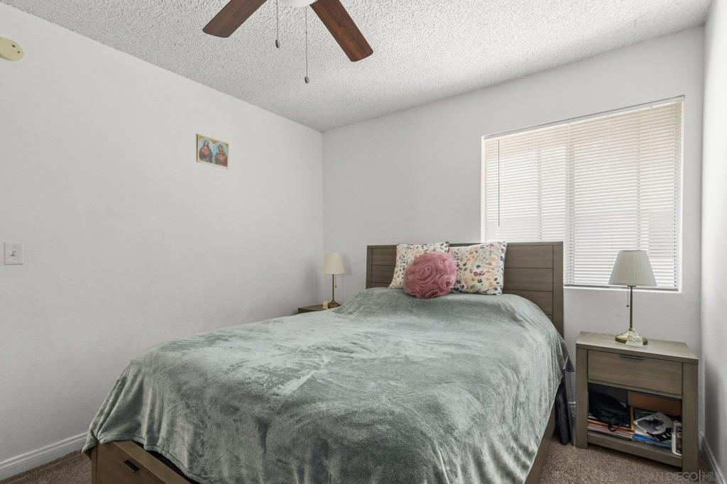 955 Amistad Pl C Property Photo 19