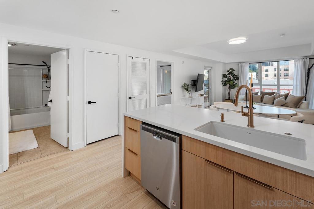 875 G 303 Property Photo 10