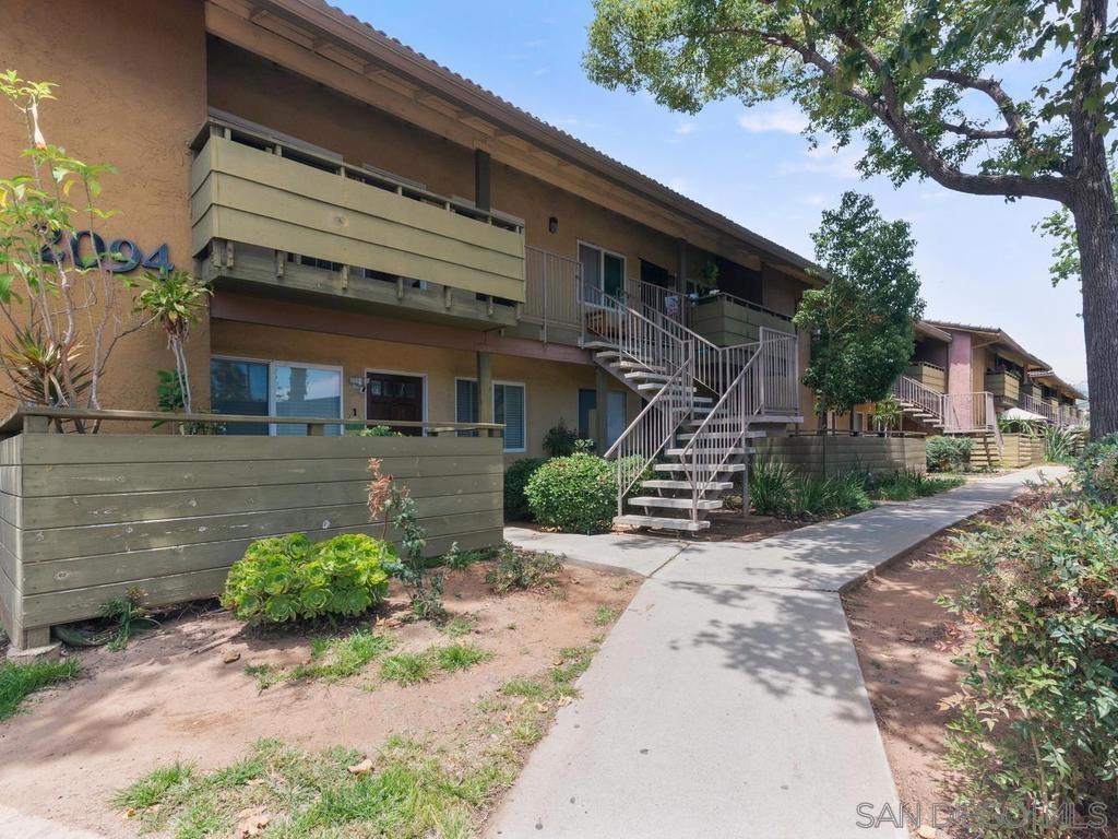2094 E Grand Ave 7 Property Photo 1