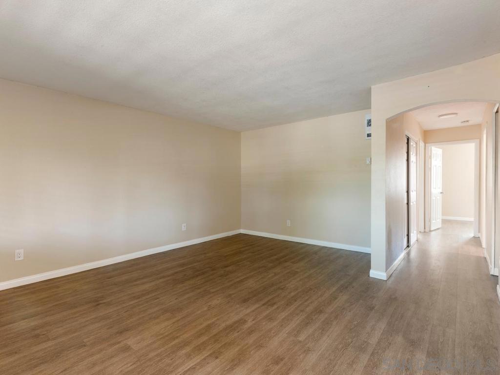2094 E Grand Ave 7 Property Photo 8