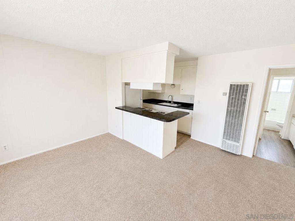 7645 Pacific Ave Property Photo 8