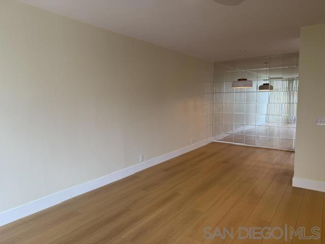 2510 Torrey Pines Rd, Unit 312 Property Photo 5