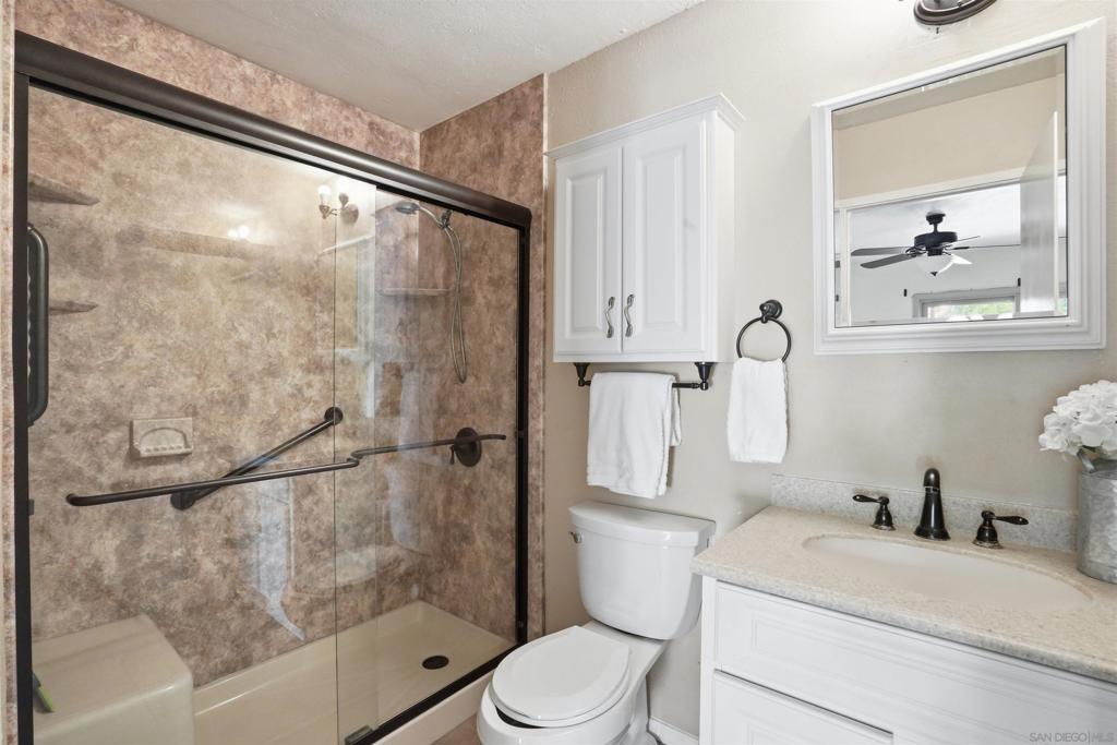 23660 Country Villa Rd Property Photo 23