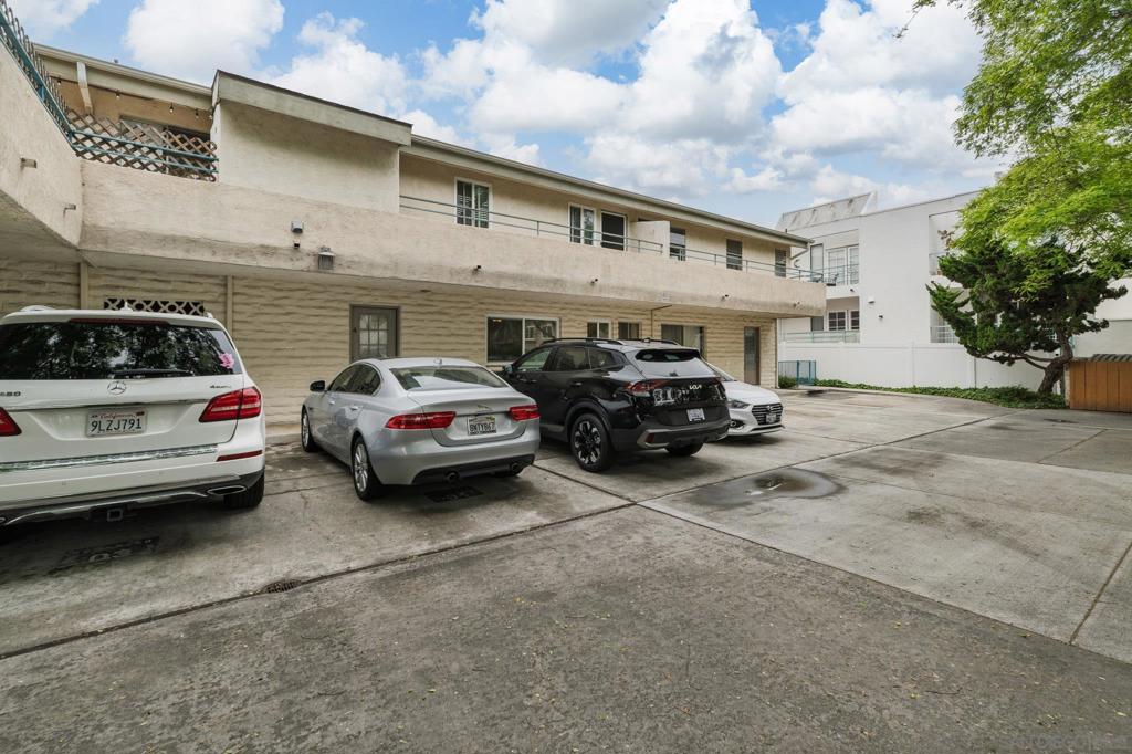 2544 Navarra Dr 4 Property Photo 35