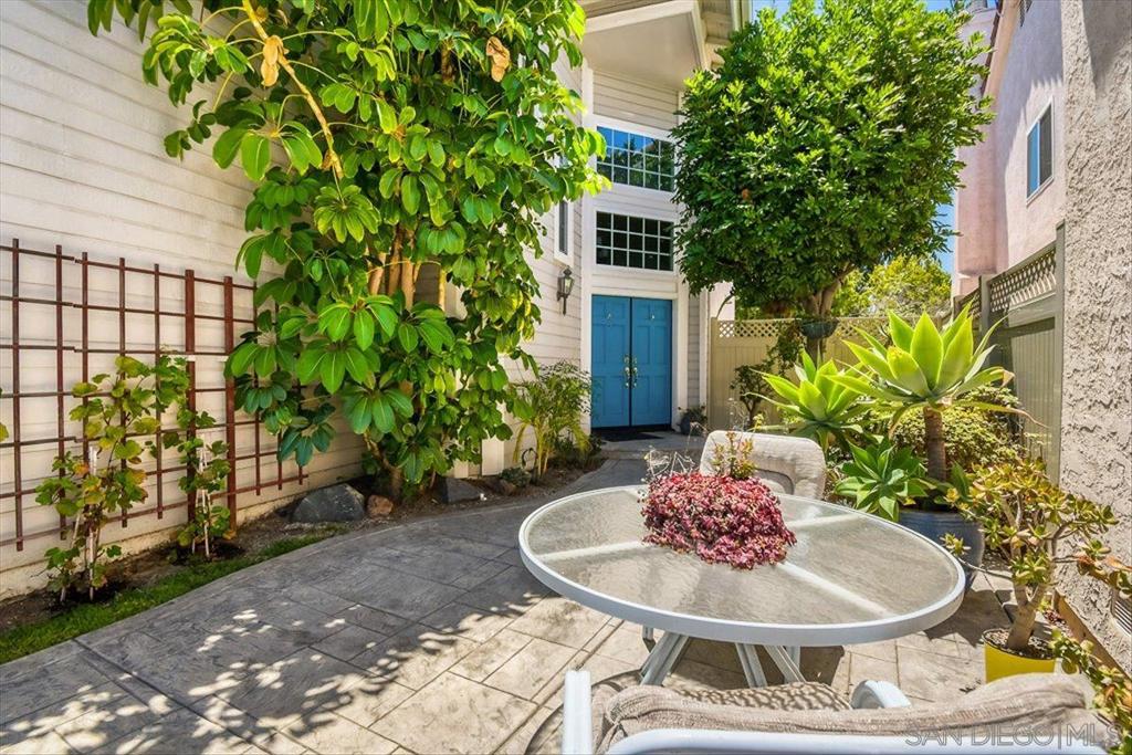 11071 Corte Playa Merida Property Photo 1
