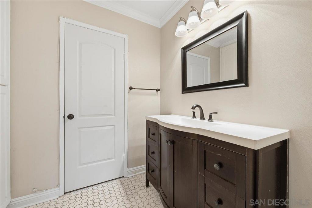 4113 Mount Alifan C Property Photo 10