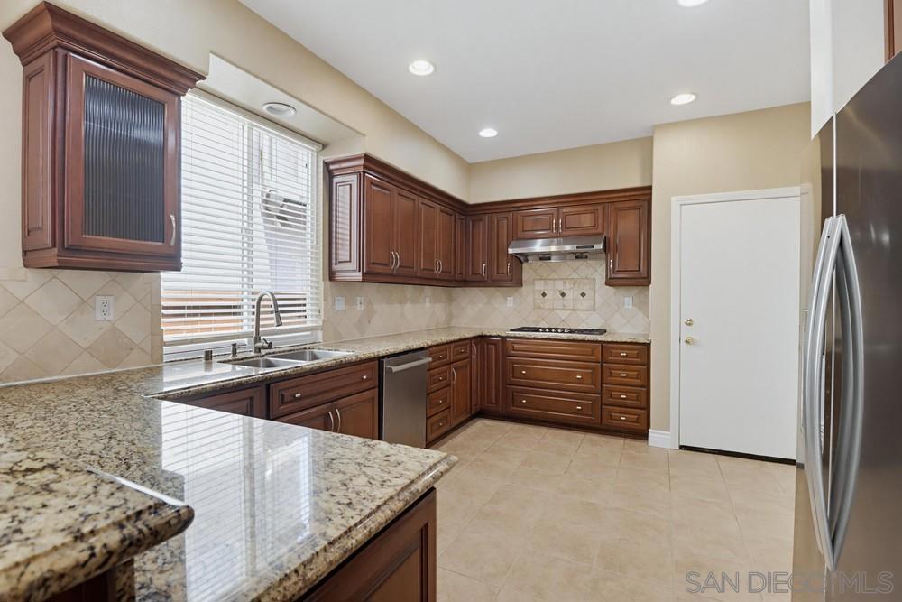 11951 Cypress Valley Dr Property Photo 18