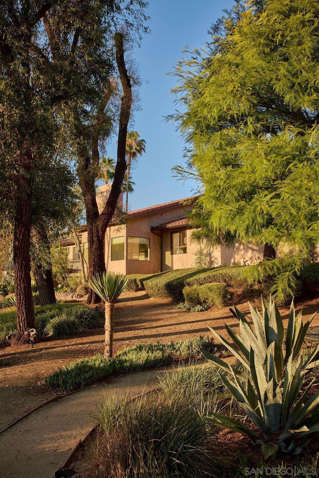 17335 Via Del Bravo Property Photo 1