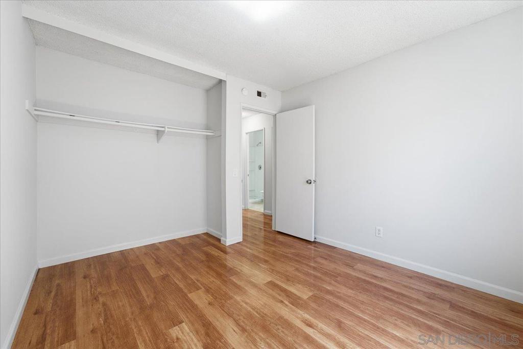 8737 Jade Coast Dr Property Photo 20