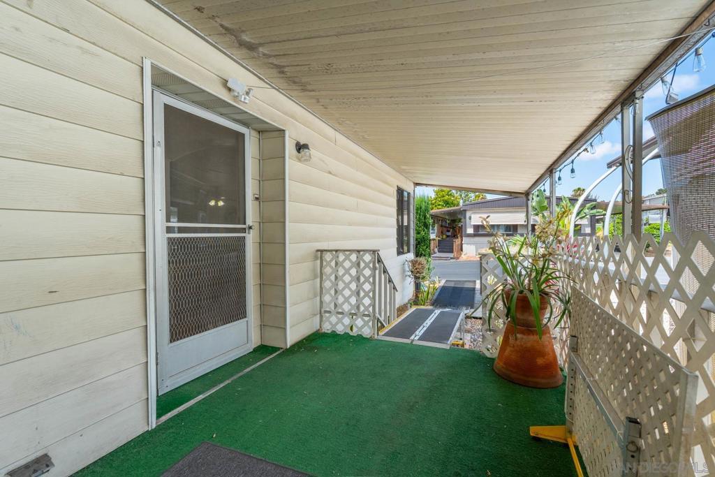 718 Sycamore Ave 73 Property Photo 13