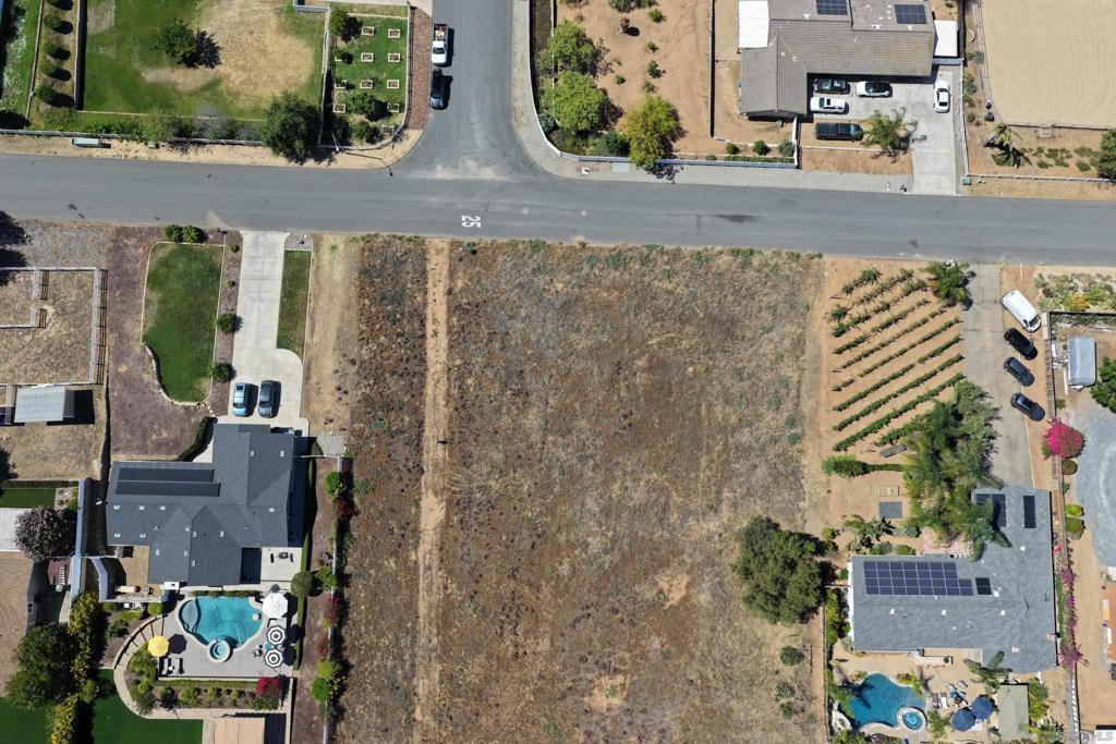 14444 Twin Peaks Rd Property Photo 10