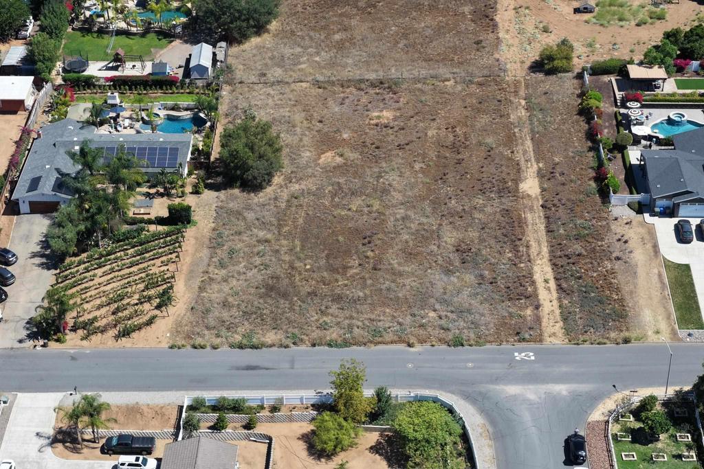 14444 Twin Peaks Rd Property Photo 16
